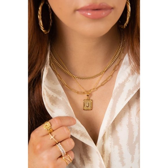 BRACHA "P" Initial Pendant Necklace in Gold - P -  NEW - Picture 3 of 5